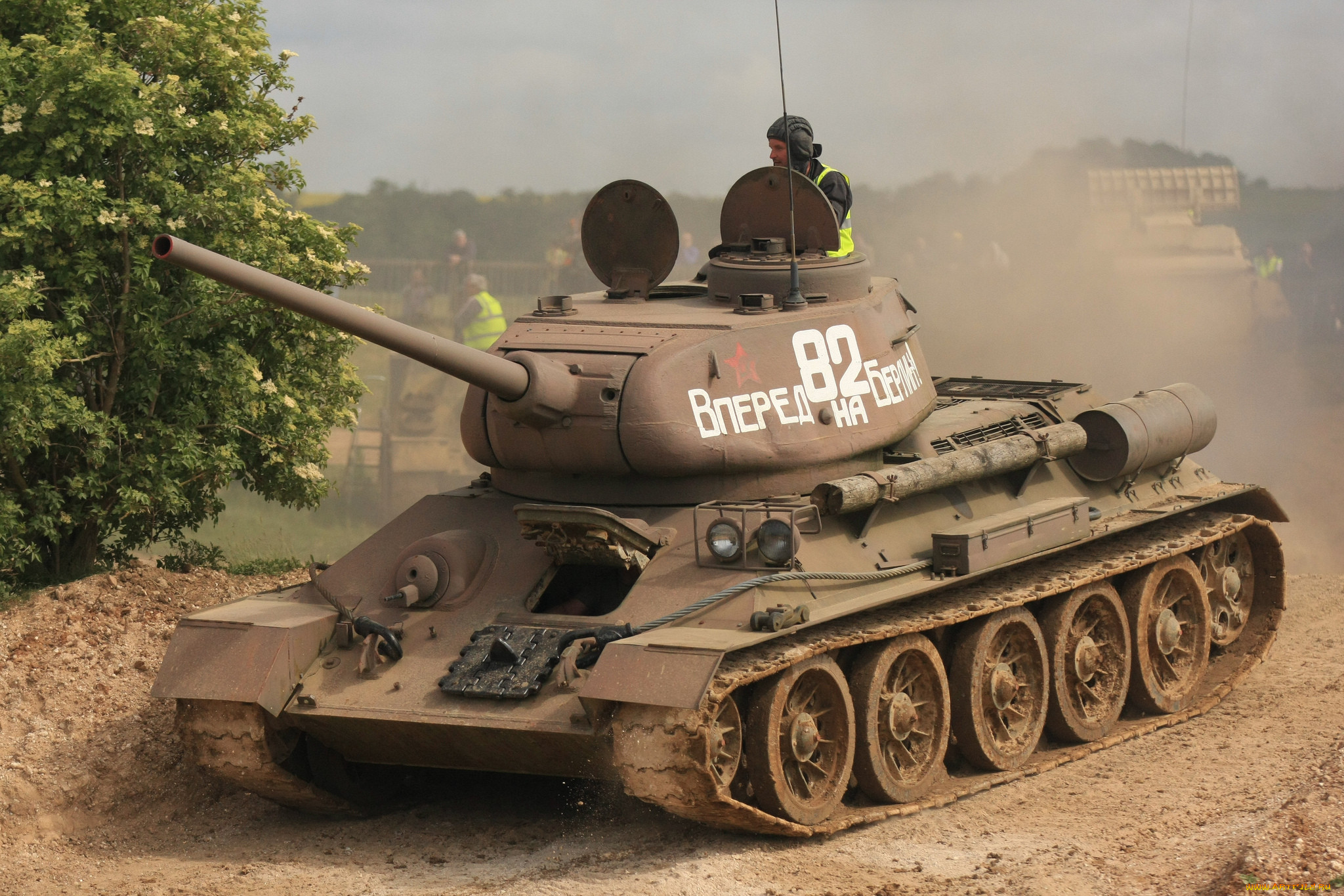 Т 34 25. Танк т-34-85. Танк т34. Т-34 средний танк. Т-34 85 Калибр.